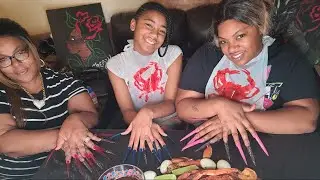 Seafood Boil W/Extremely Long Nails