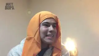 Amigos llegan tarde a la casa