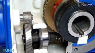 TUHH PKT Schnittmodell Zahnradgetriebe Schneckentrieb