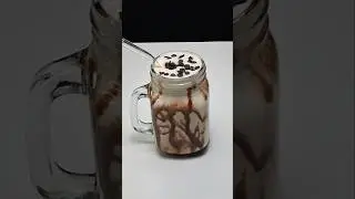 chocolate banana milkshake 🍫 / chocolate banana shake🍌 / chocolate shake  / banana milkshake #shorts
