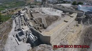 Vuelecito r&aacute;pido con Dron por las ruinas del castillo de Aguilar de la Frontera.