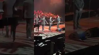 il volo in concerto live canta O SOLE MIO  02 04 2025 @ilvolosim31