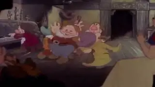 The silly song Snow white and the seven dwarfs