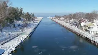 Pentwater Michigan - Video of channel (going west) - Autel Evo II 6k . 2022-02-25