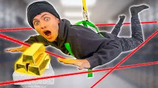 I BROKE INTO LIZZYS STORE AND ROBBED HER!!