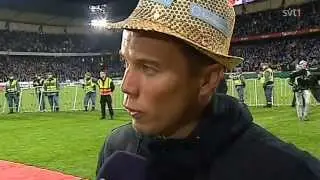 Daniel Andersson i t&aring;rar efter sin sista match f&ouml;r MFF. Malm&ouml; FF - Syrianska. SM-GULD! [03/11/2013]
