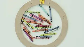 DIY Crayon Wreath You Can Make in Less than 30 Minutes