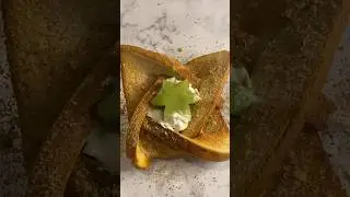 Best breakfast Christmas version of viral twisted toastMade with cinnamon sugar #toast#shorts