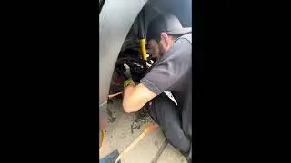Removing the drivers rear knuckle to replace toe link bushing with FEBEST bushing 13 explorer sport