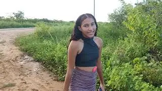 Vitória fazendo limpeza no terreno