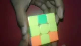 solve cubE with (CFOP MATHOD)