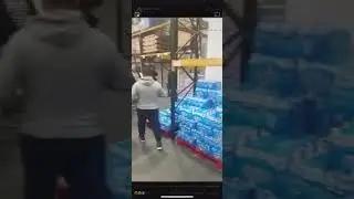Toilet paper War during Corona virus in a costco. Desperate people. #covid19 #toiletpapercrisis