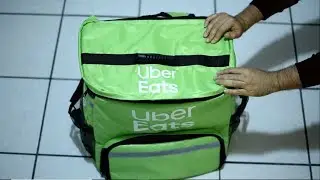 Unboxing de una Mochila de Uber Eats