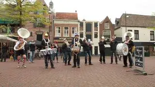 Does Your Mother Know Meppel2013