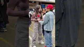 Este a&ntilde;o volveremos a regalar rosas en los colegios de Medell&iacute;n #julda #mexico #colombia #medellin
