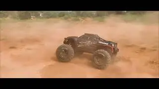 TraXXas XmaXX 🥰  @copterboy @ISLUHACKS @RCGARAGE690@henrytherobot @RCCARHOBBY