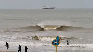 Surfing The Netherlands | EPIC conditions. Location is surfschool dutch surf academy in Vlugtenburg