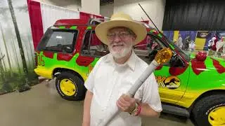 Jurassic Park Explorer Replica | Comics, Beer & Sci-fi