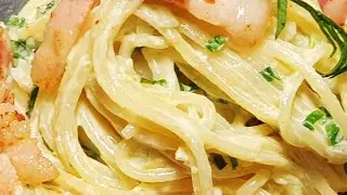Spaghetti-Pastagericht mit B&auml;rlauchstreifen. #shorts