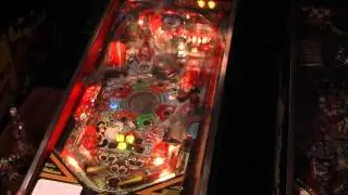 Playing Bad Cats Pinball Machine LED (Full HD)