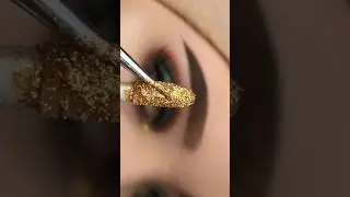 green smokey eyes 💚💛🤎#viralvideo #eyemakeup #trendingshorts #youtubeshorts #makeup #makeuptutorial
