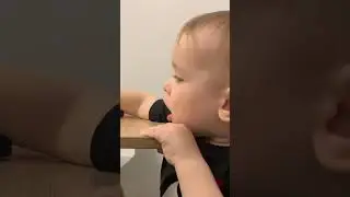 One more short video of our unpacking Kinder Surprises | Еще один шортс нашей распаковки Киндеров