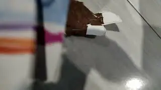 Is paper doll Moving 