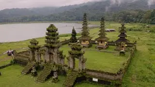 Bali Temple at Lake Tamblingan