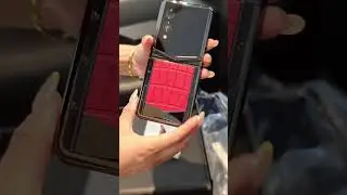 What&rsquo;s It Like to Unbox the Red VERTU Phone? Honest First-Person Review