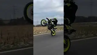 🥶🔥 #125ccm #fantic #lif #bikelife #supermoto #wheelie #motorcycle #streetbike #fantic125