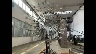 Kinetic Wind Powered Art Sculpture