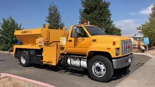 2002 GMC PB Loader BC-5 Unibelt Asphalt Patch Truck