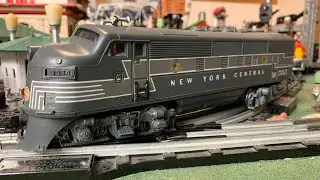Lionel&rsquo;s Postwar 2354 NYC F3 ABA Set hauling BRAND New NYC Passenger Cars