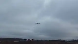 SSJ-100 