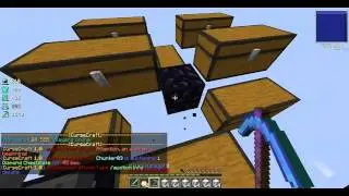 Minecraft: Raiding a rich SkyBase!