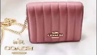 Unboxing: COACH mini wallet on a chain | what fits inside
