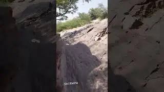 Sankari Khor, Barsana
