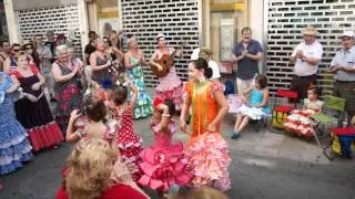 Feria de Malaga 2011. Muy tipico, muy malague&ntilde;o Августовские праздники
