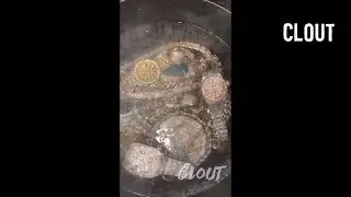 Blueface Boils His Entire Jewelry Collection On The Stove To Clean It !!!