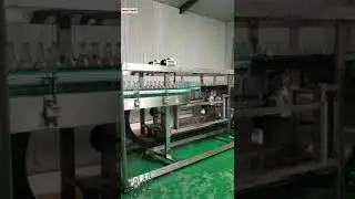 Automatic conveyor belt clamping type bottle washing machine bottle washer line