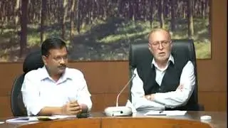 Arvind Kejriwal declares that Delhi is in Lockdown