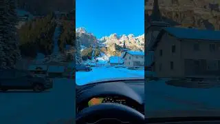 ✨A sunny day, a snow-covered village, and the Swiss Alps ❄️🚗 Who would you share this drive with? ⬇️