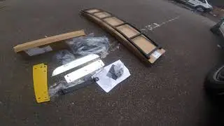Ford Transit Custom Rhino Rear Door Roof Access Ladder - What's in the box?