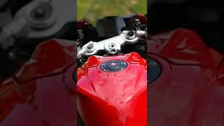 Rizoma Fuel Cap for the 2025 Ducati Panigale V2