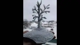 Winter tree made of hot glue 🌲
