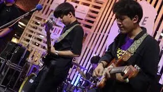 electric.neon.lamp - Employee of the Month | Live @ Basecamp Fest 2.2