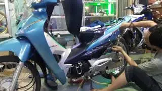 D&aacute;n keo xe honda wave (Plastic motorcycle stickers)