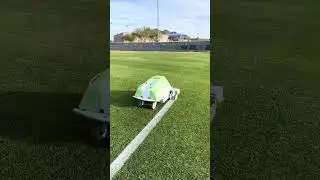 Could watch this all day😦 #turf #baseball #field #satisfying  #robot #lawn