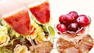 Plum juice. Healthy and easy fresh drink. Aloo bukharay ka shurbat.