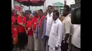 Prof.Haragopal Initiates Yatra from South Zone-Kumari Kalvi Sudar